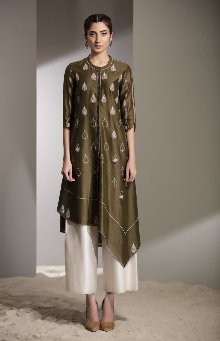 Stylish Silk Suit Designs 